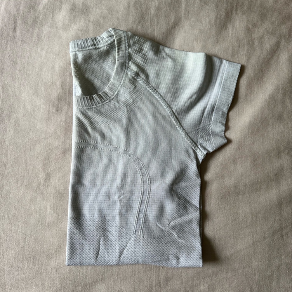 Lululemon SwiftlyTech Shirt